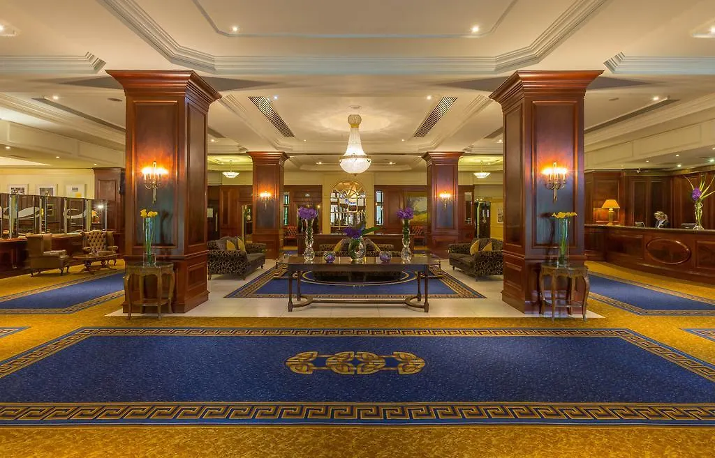 Clyde Court Hotel Dublin 4*,